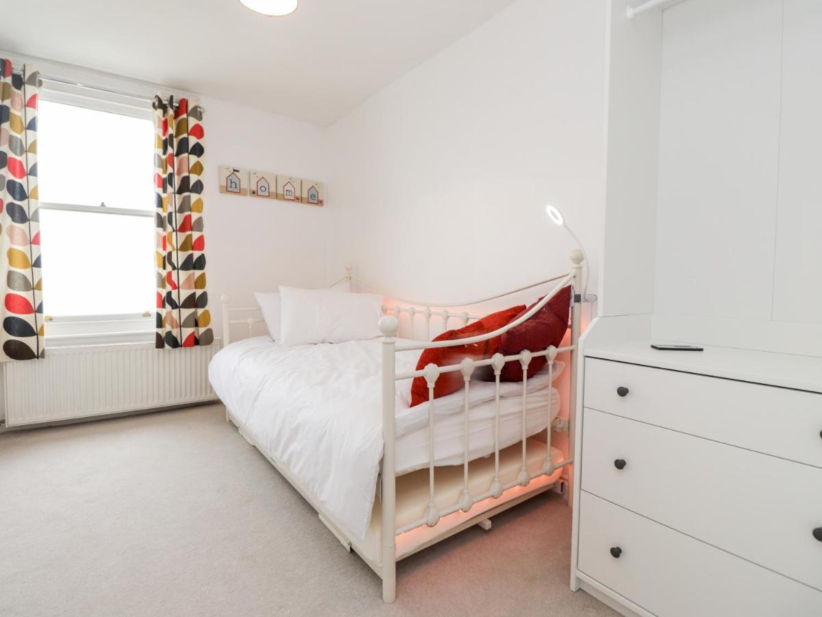 Fairlight View Apartamento Folkestone Exterior foto